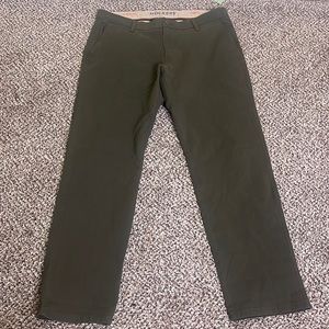 DOCKERS olive Green trousers